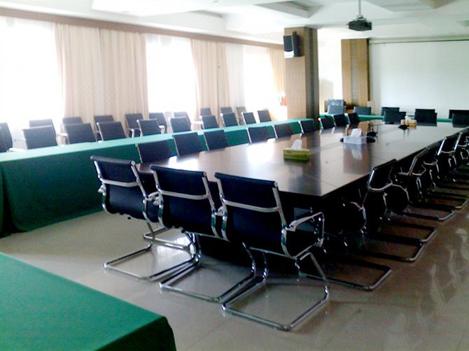 WHWH (Tonglu Hotel) meeting room