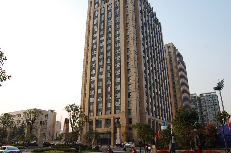 Kentin Apartment Over view