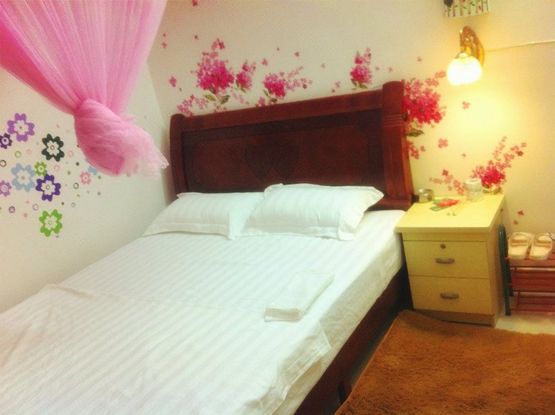 Yaxiangge (Guangdong University of Technology) Guest Room