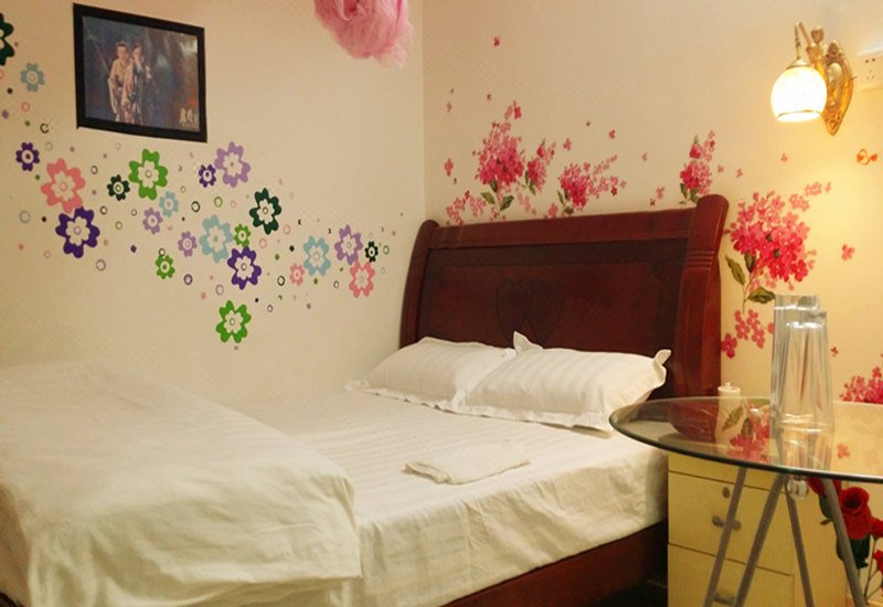 Yaxiangge (Guangdong University of Technology) Guest Room