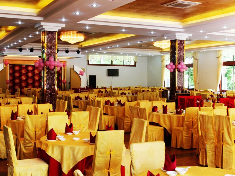 Duzhuang Hotel (Haikou north south fruit wholesale market store) Restaurant