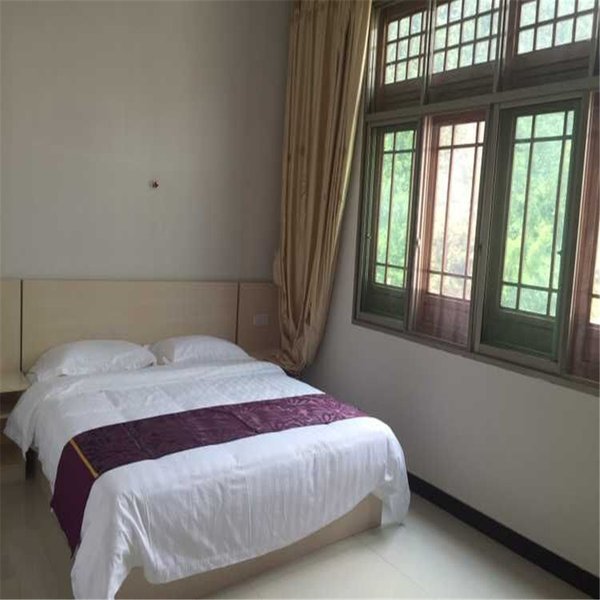Sanqingshan Huashe Inn Guest Room