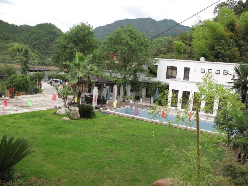 Qiandao Lake Chawenhua Hotel Over view