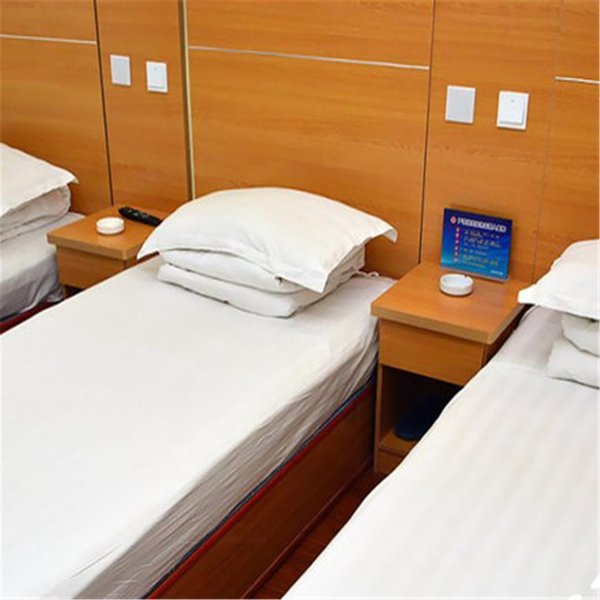 fengningkuaileyizhan Guest Room