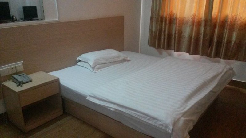 Nanning John source business hotelGuest Room
