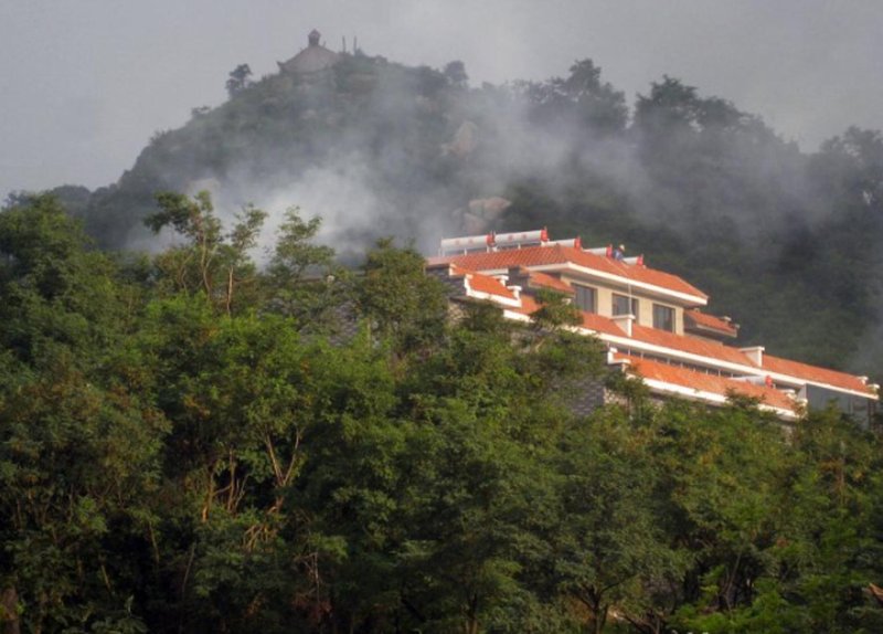 Daqingshan International Hotel Over view