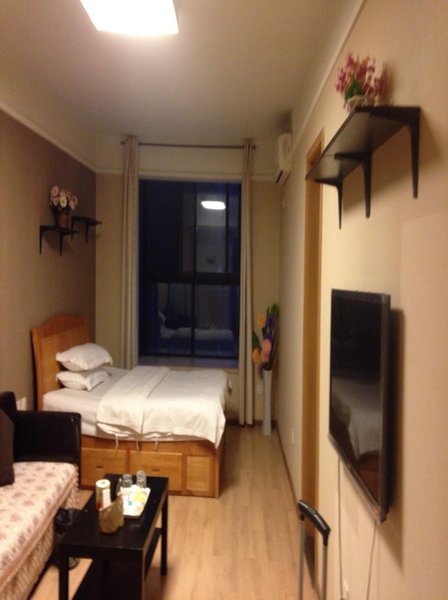 Little Star Apartment meeting room