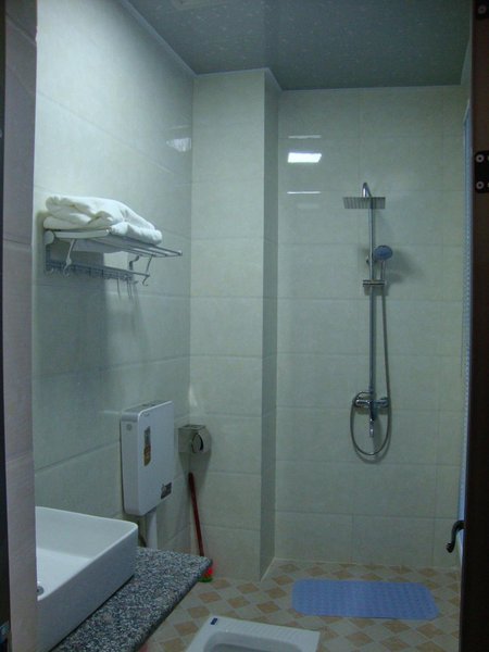 Caiyun Express Hotel, Luoping County Guest Room