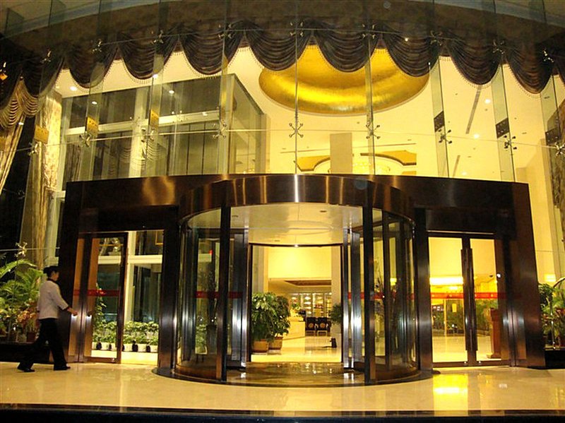 Oriental International Hotel Over view
