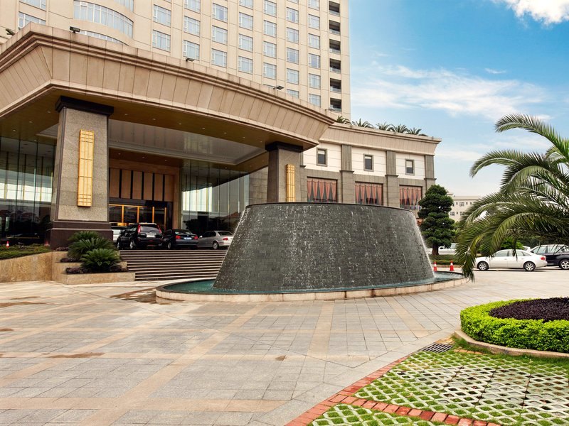 Dongguan Yuelai Garden Hotel Over view