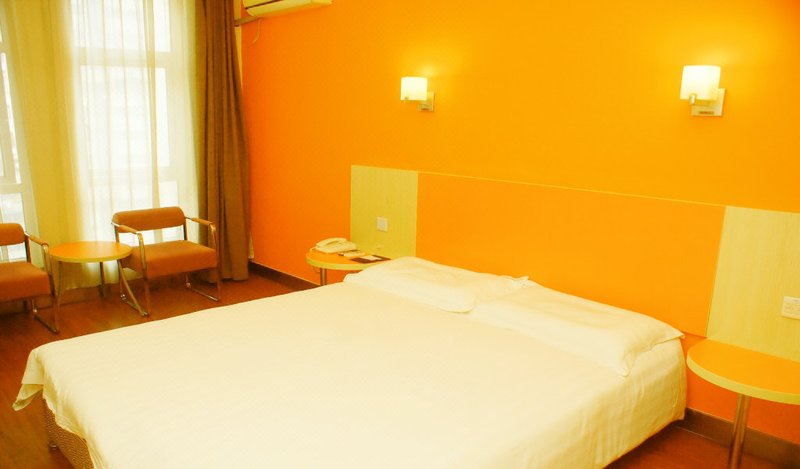 Motel 168 Shanghai Lujiazui Shangcheng Road Branch Guest Room