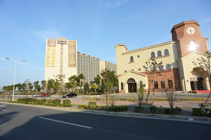 Shanghai Hongyin Square Hotel Apartment Over view