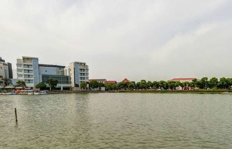 Lake Malaren International Convention Center Hotel Over view