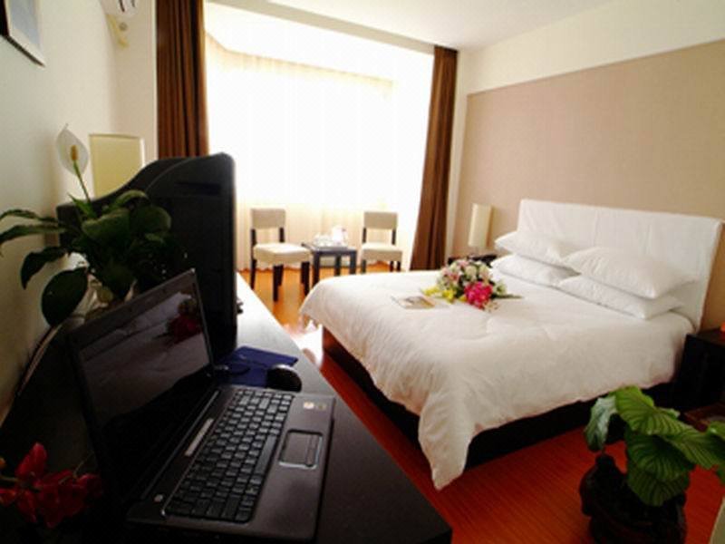 Shenzhou Business Hotel Guest Room