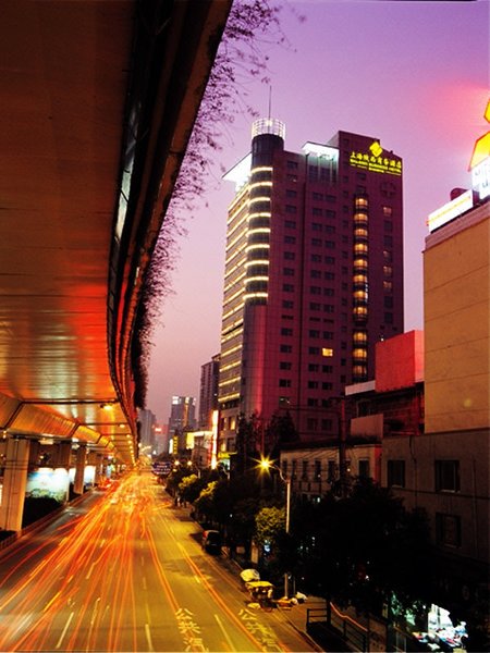 Shaanxi Business Hotel Over view