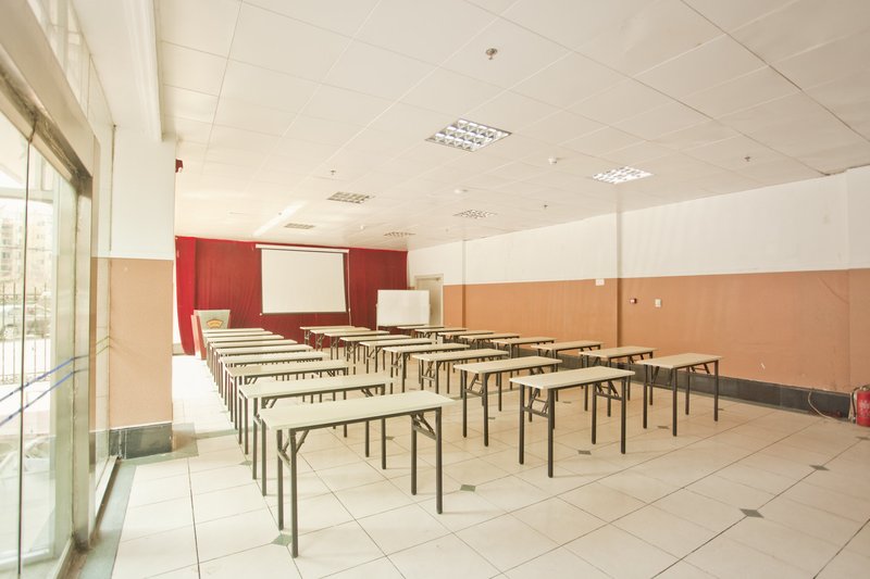 Jian Xing Garden Hotel meeting room