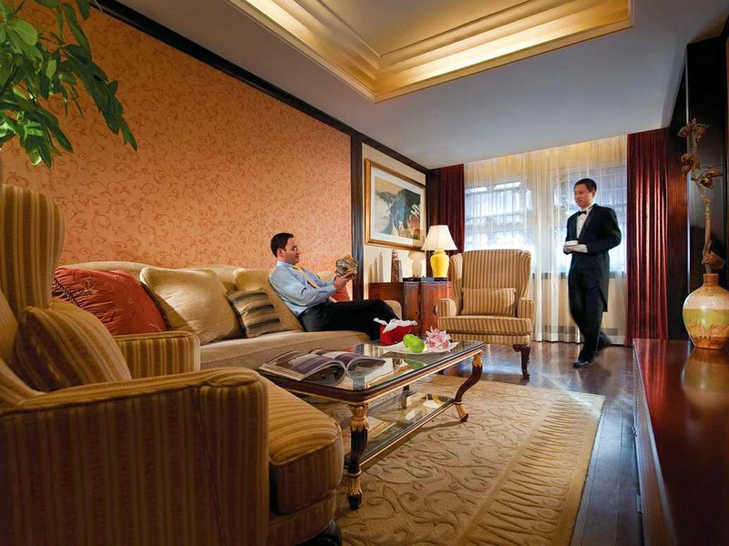 Han's Royal Garden HotelGuest Room