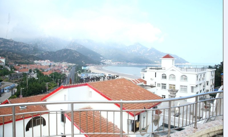 Phoenix Sea View Hotel Qingdao Over view