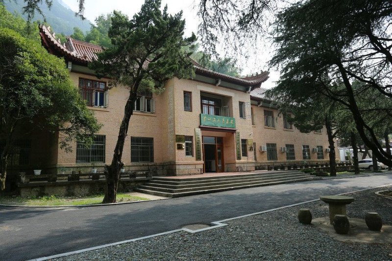 Huangshan Hot spring Over view