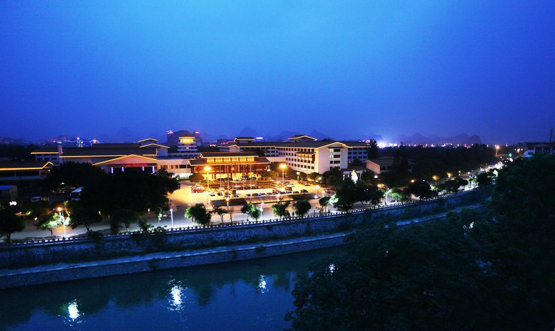 Grand Link Hotel Guilin Over view