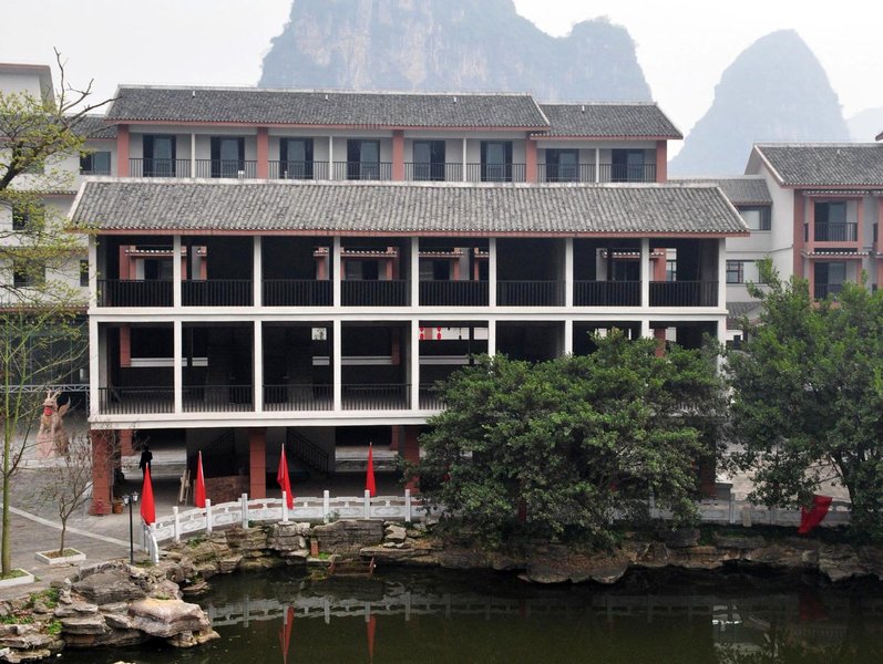 Yangshuo Jinlong Hotel Over view