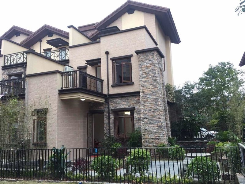 Didier deschamps is hot spring tourism vacation home in huizhou longmen poly kamHotel public area