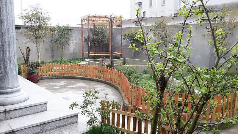 Yun Garden Hotel Shanghai Over view