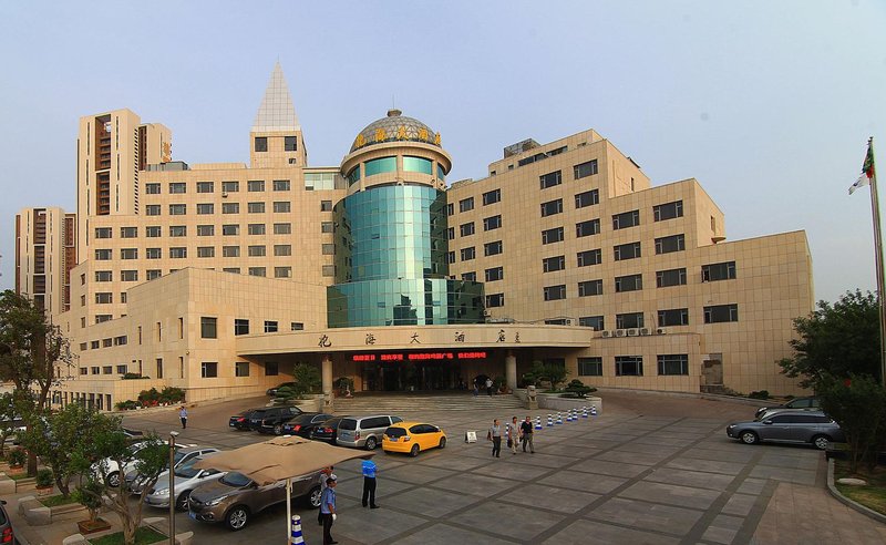 Baohai Hotel over view