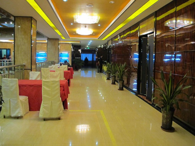 Sai Long Hotel Restaurant