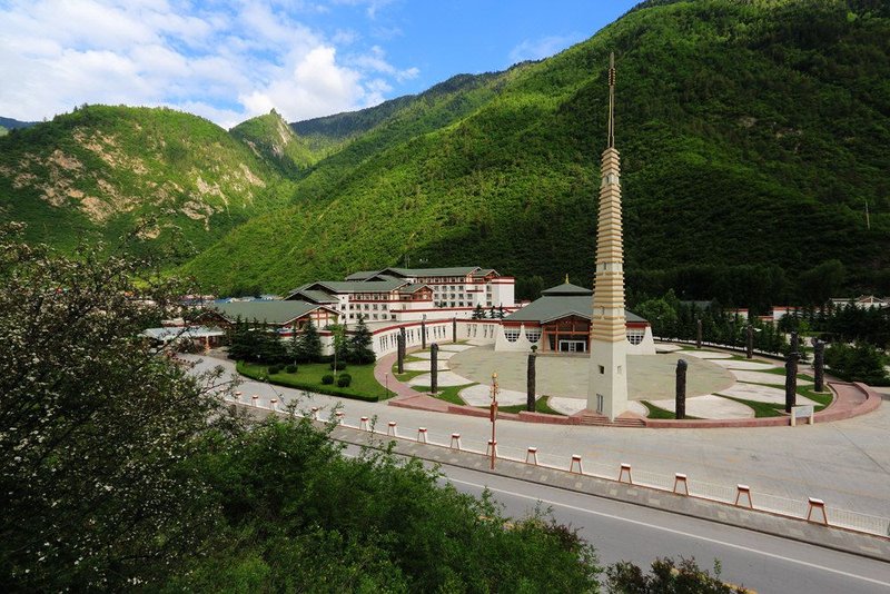 Sheraton jiuzhaigou resortOver view