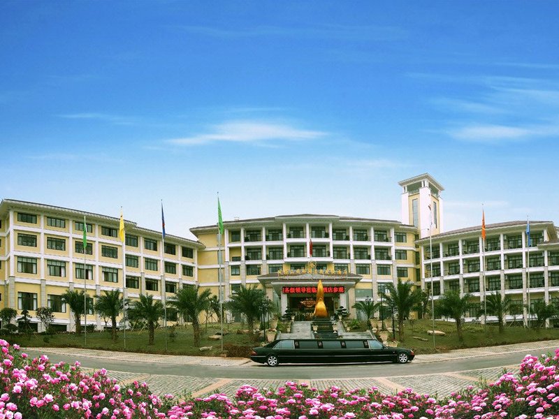 Fengyashan Kiston Hot Spring Resort Hotel over view