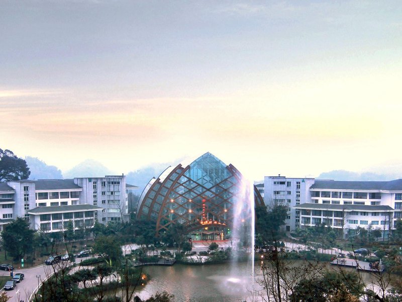 Eden Resort Hotel Yibin over view