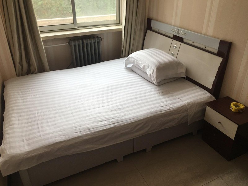 XinJunYueGuest Room