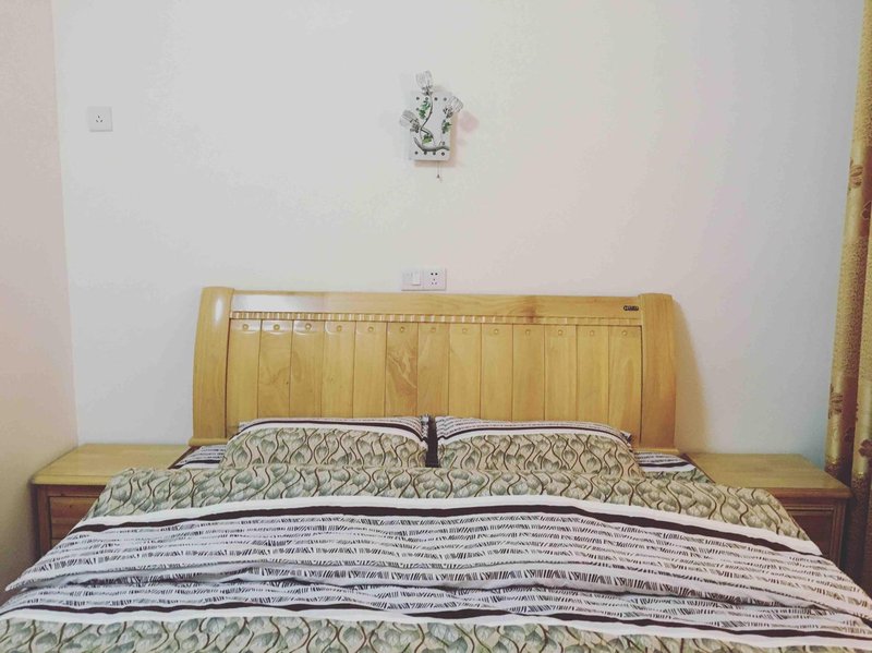 zhang jia jie xiao he shan juGuest Room