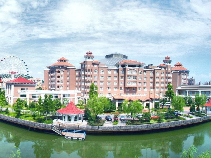 The First World Hotel (Songcheng Hangzhou Paradise Tourist Area) over view