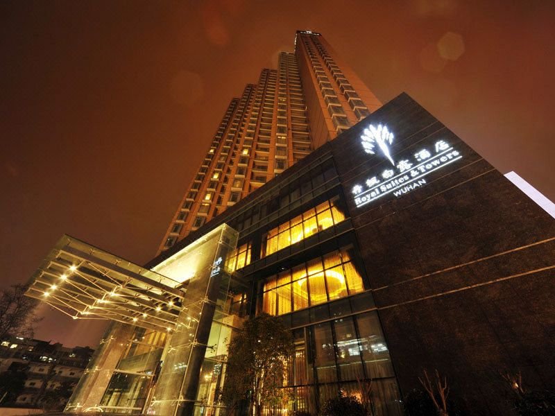 Wuhan Royal Suites & Towers Hotel Over view