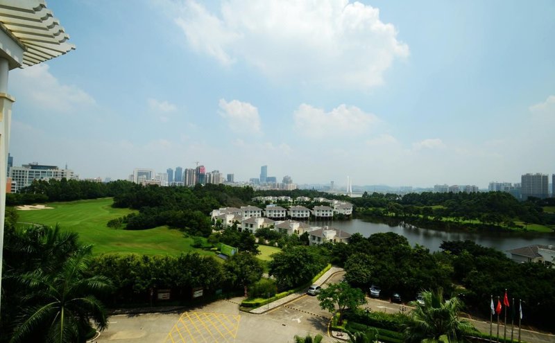 Huizhou Lakefront Golf club and ResortOver view