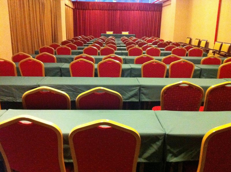 Jin'guan Hotel meeting room