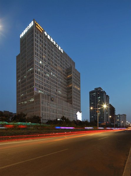 Shenzhen Nanshan Qianhai Yaduo S Hotel over view