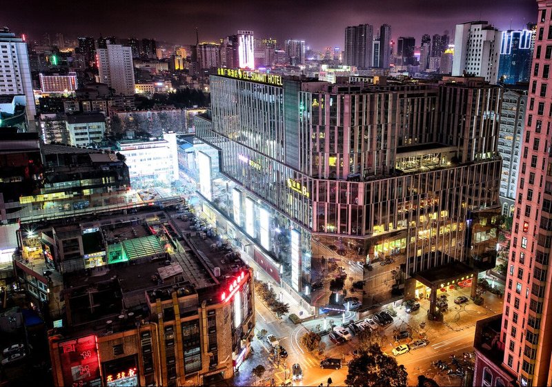 Golden Eagle Summit Hotel Kunming Over view