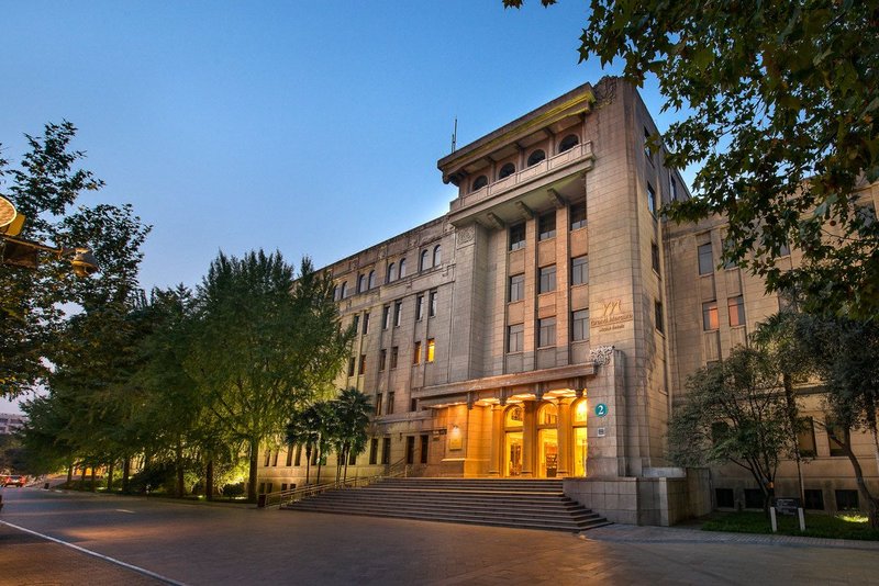 Grand Mercure Xian Renmin Square Over view