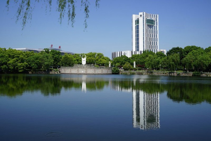 宁波富邦大酒店外景图