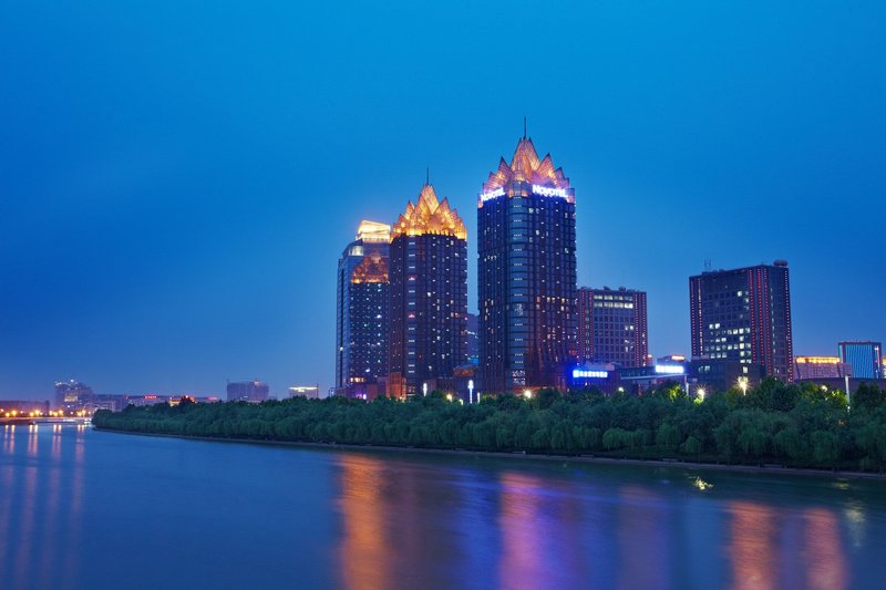 Novotel Zhengzhou Convention Centre Over view