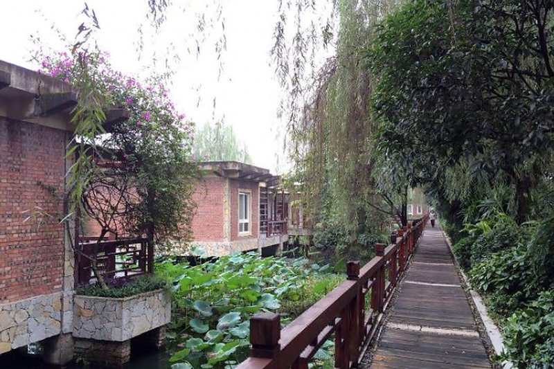 Tianci Hot Spring ResortOver view