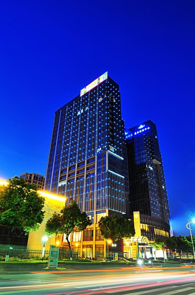 Noble Crown Hotel Over view