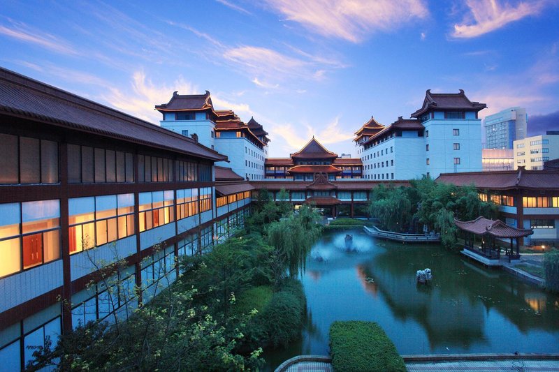 Maision New Century Hotel Yingzhou Yancheng over view