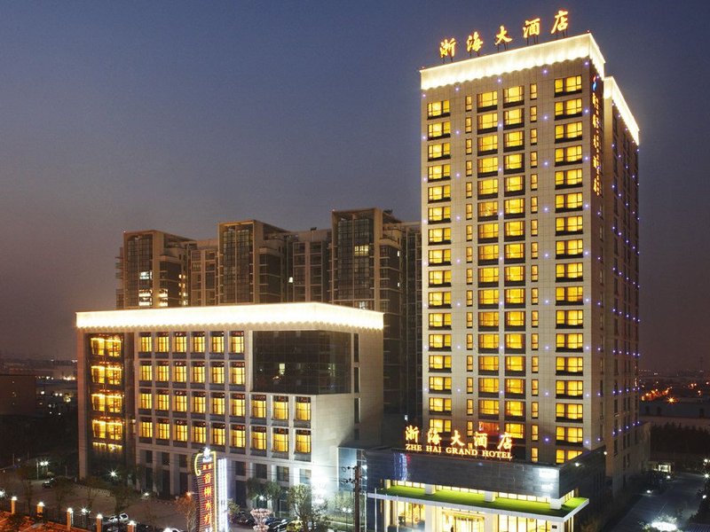 Zhe Hai Grand Hotel over view