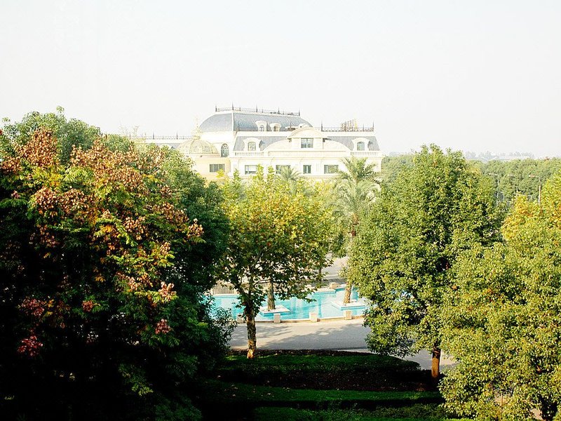 Shanghai Renji Hotel Over view