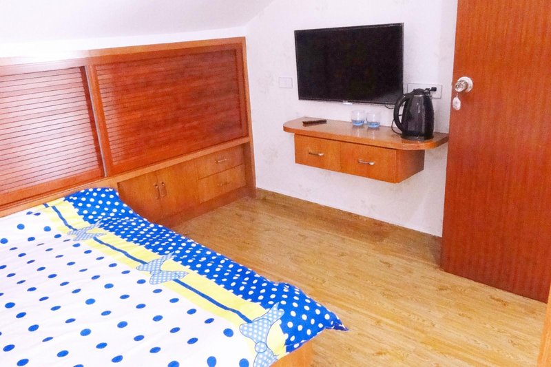 zhiyixiaozhanGuest Room