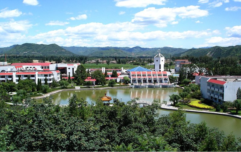 Yuxinyuan Hotel over view